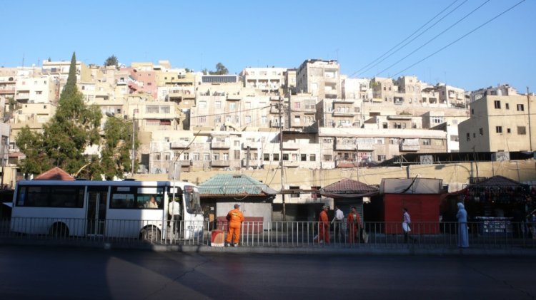 amman-was-built-on-7-hills-tendtotravel