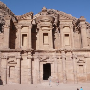 Out of Rock – Petra البتراء Out of Rock – Petra البتراء